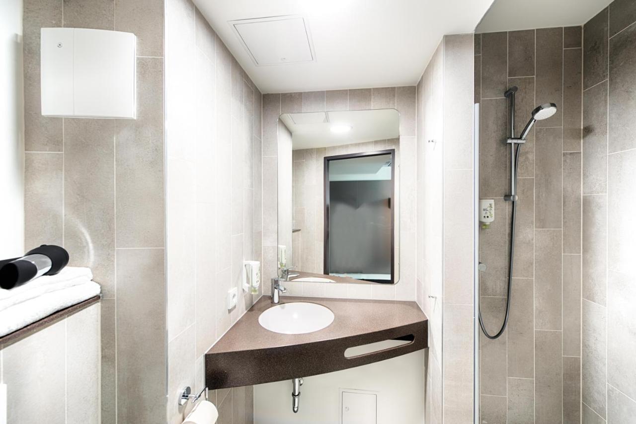 B&B Hotel Wien-Meidling Exteriör bild